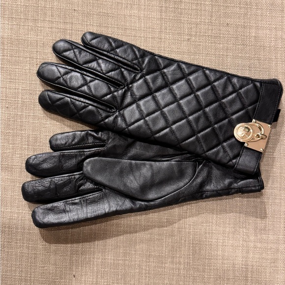 MICHAEL Michael Kors Accessories - MICHAEL Michael Kors Black Quilted Gloves